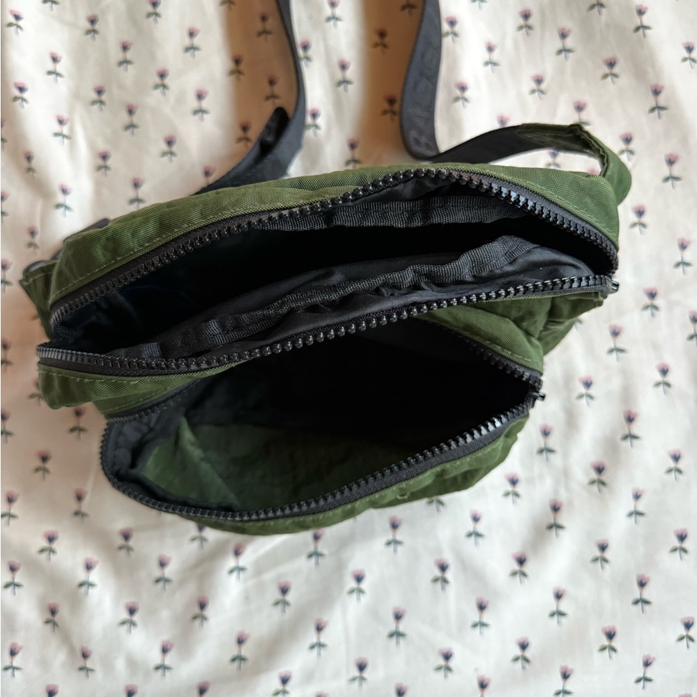 Bay Laurel Baggu Fanny Pack - Picture 6 of 6